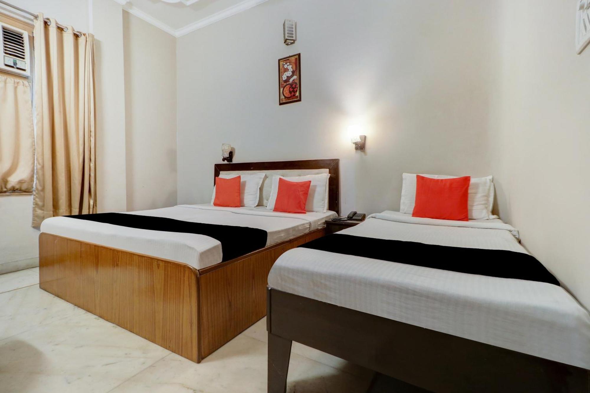 Capital O Divine Hotel Amritszár Kültér fotó